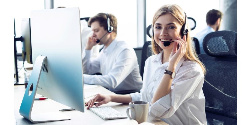 Hotline trong chăm sóc khách hàng C168